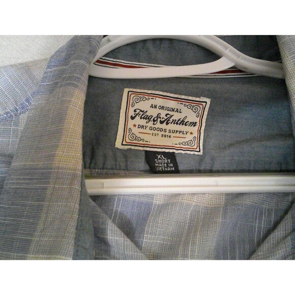 AND Other - Flag and Anthem Button Up shirt Men’s Size xl